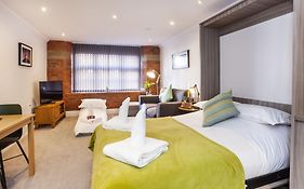 58 Cocoa Suites